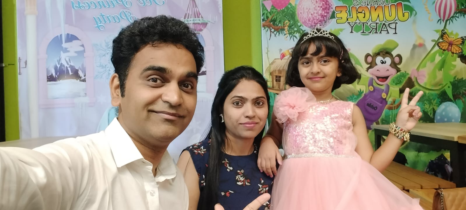 parents sharing review for phonic classes